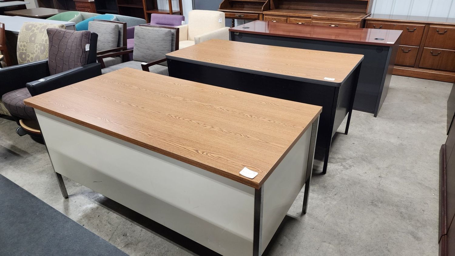 Metal Desk (Just white left)