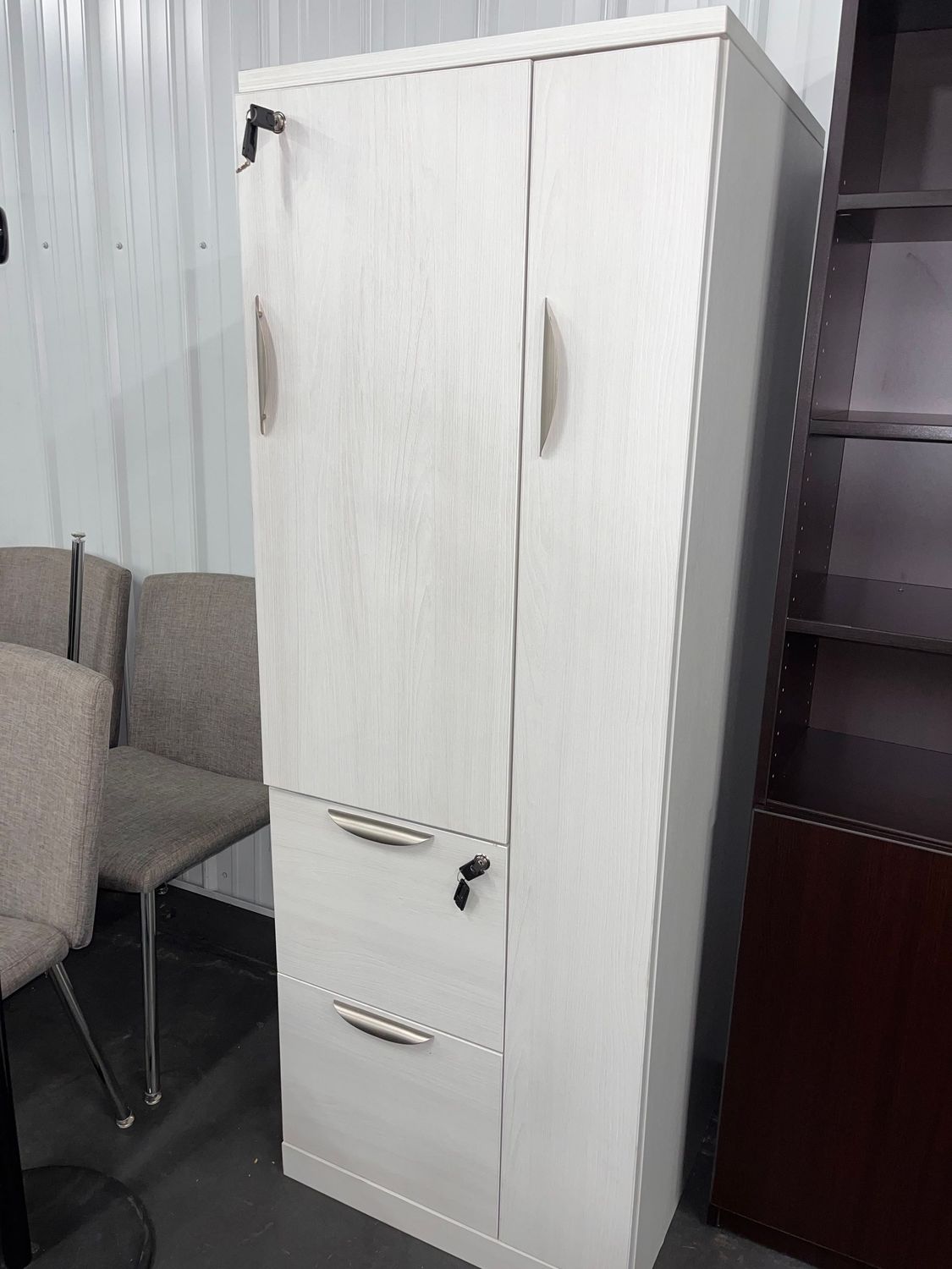 Arcadia White Multi Storage - HIDDEN FREIGHT DAMAGE, BUT FUNCTIONAL