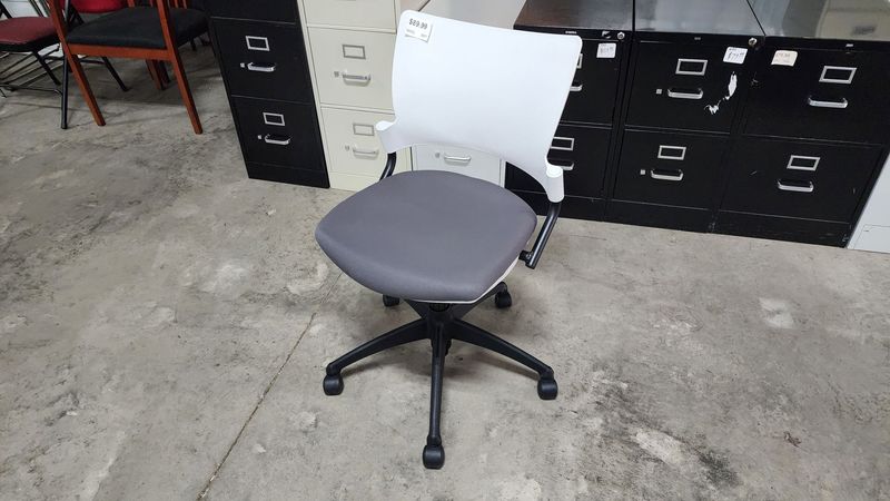Task Chair w/ no arms