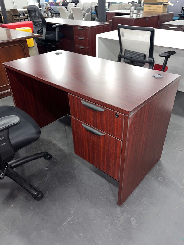 24X48 Single Ped Desk