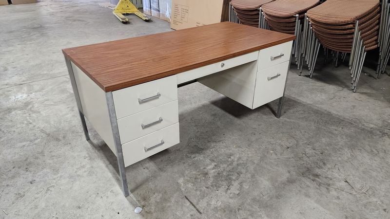 Metal 30x60 Double Ped Desks (20+ in stock)