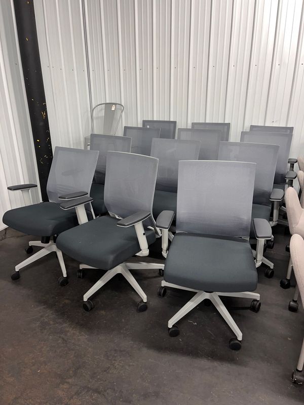 Light Used Oslo Task Chairs *18 in stock