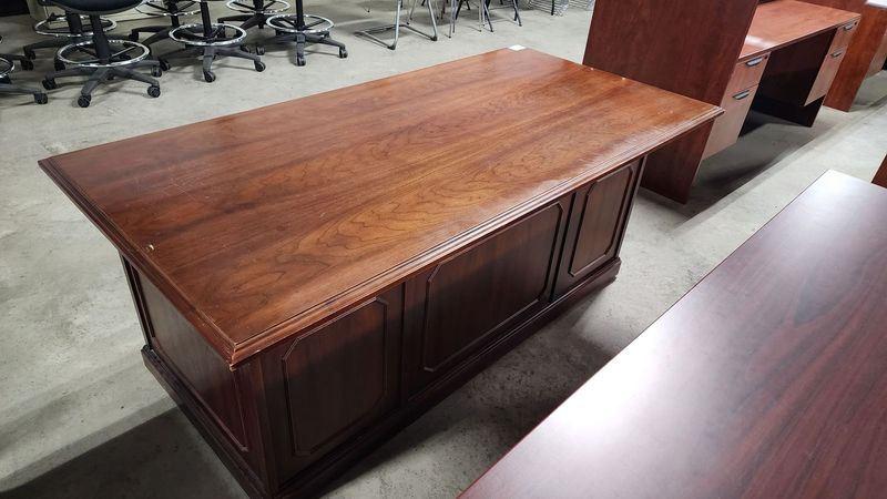 Used Trad. 36"x72" Double Ped Desk
