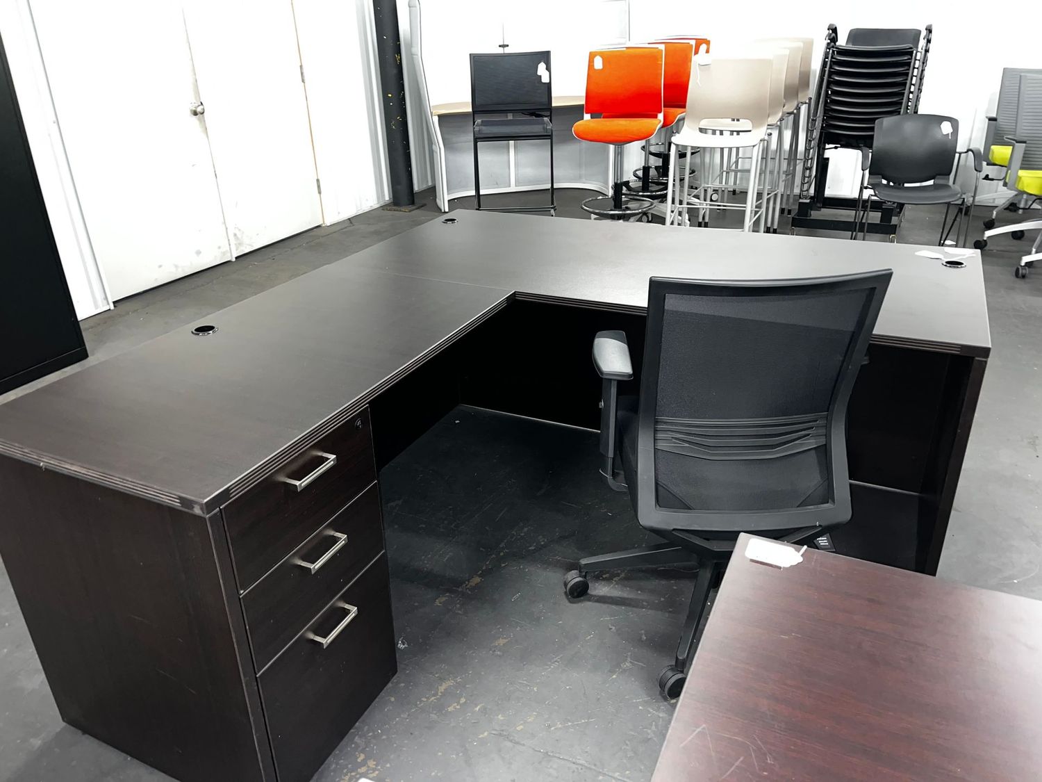 66X72 Java Single Ped L Desk