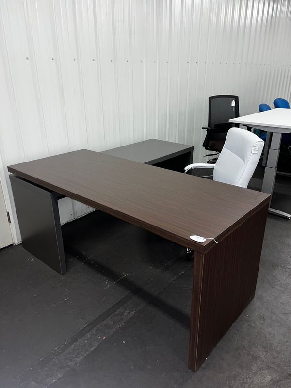 72X72 Open Concept L Desk w/ Drop Side - No attached Storage