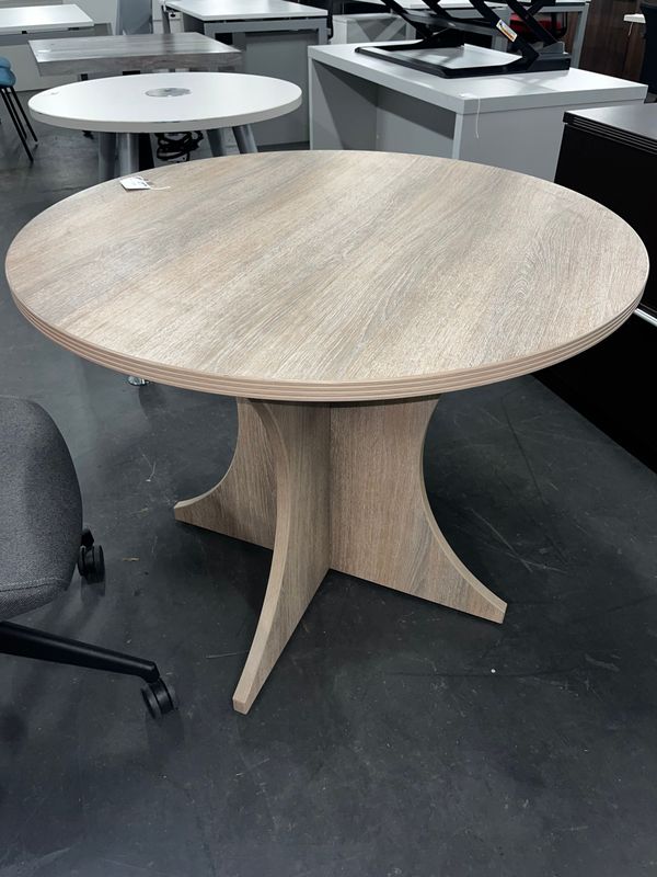 36" Ryker Meeting Table