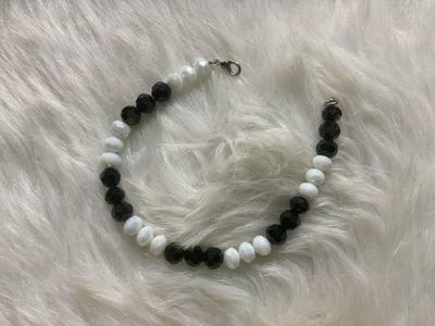 Black &amp; White Faceted Glass Bead Anklet