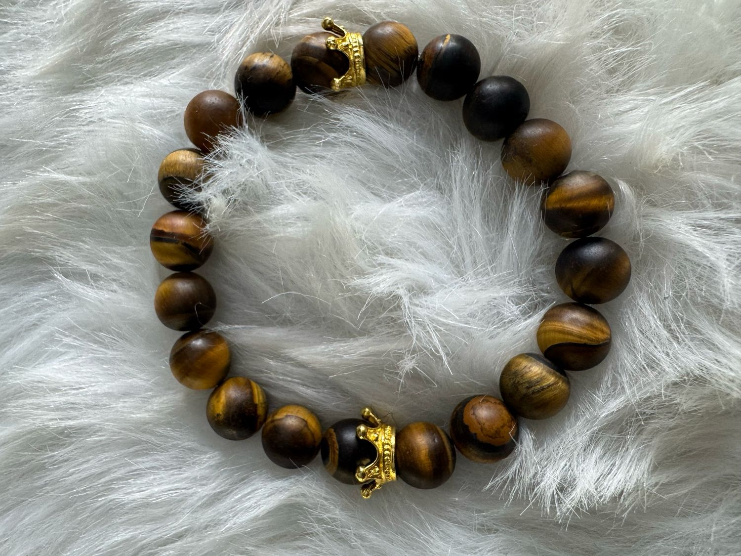 Royalty Classic – Matte Tiger’s Eye Crown Bracelet
