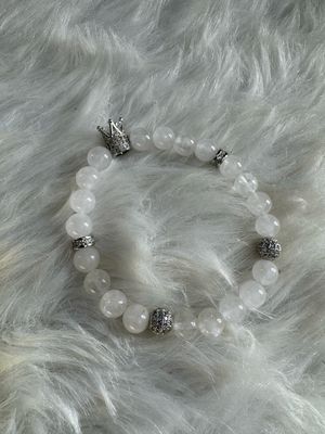 Royal Crown White Jade Bracelet – Royalty Collection