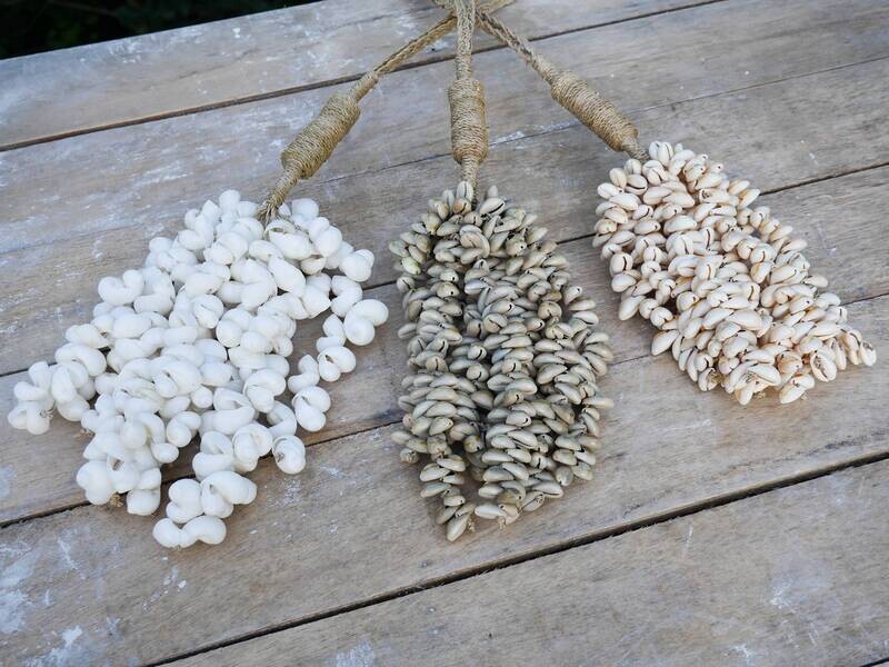 Pair of Handmade Boho  Bed  and  Curtain Tassels with sea shells - Curtain Decor Accessories - White Curtain holdback - Shell tassels