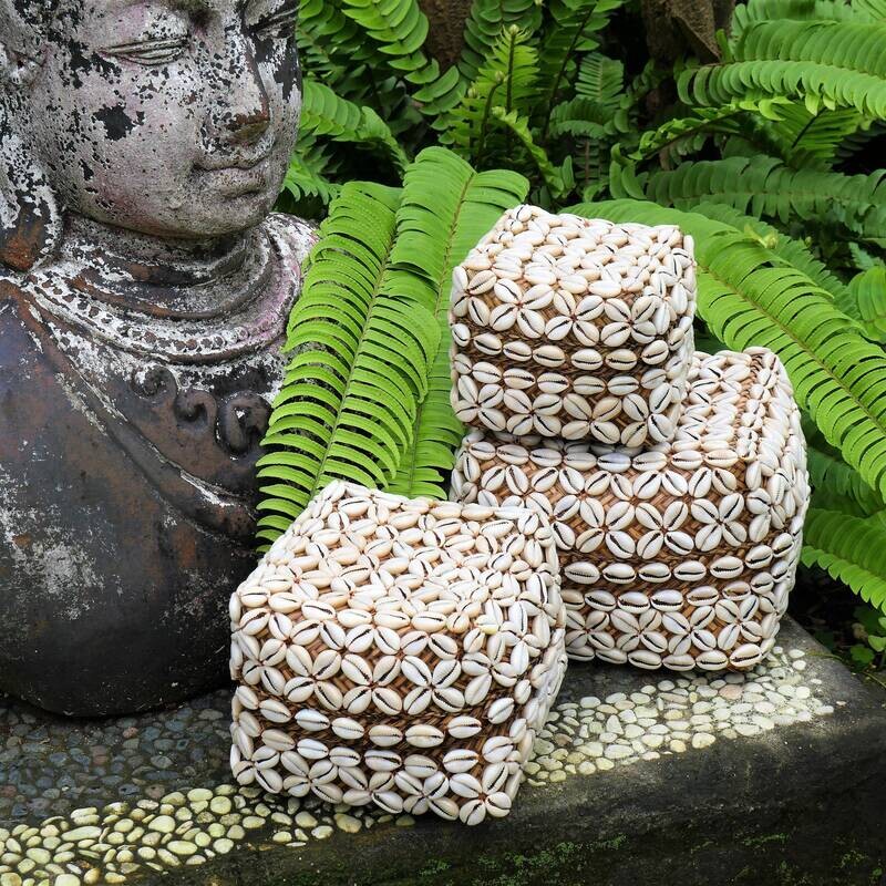 Set of Balinese Offering Baskets - Cowrie shells baskets -  Bali Baskets - Baskest with shells - Balinese Keben Bamboo Box