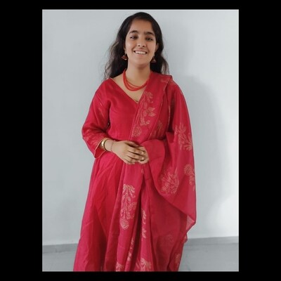 DORIYA SUIT SET