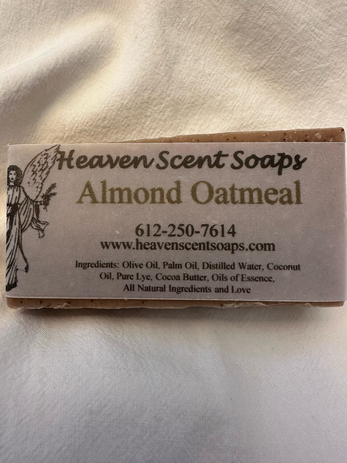 SWEET ALMOND OATMEAL