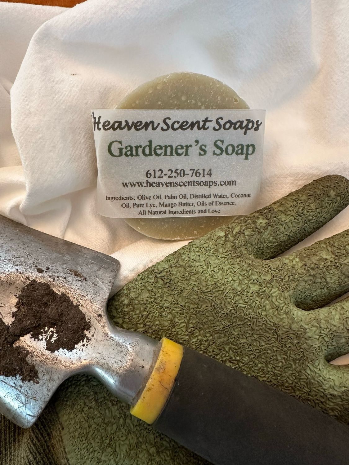 GARDENER&#39;S  SOAP