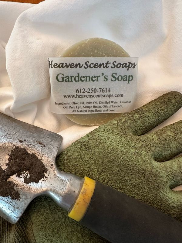 GARDENER&#39;S  SOAP