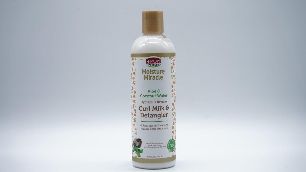 AFRICAN PRIDE MOISTURE MIRACLE HYDRATE & RENEW CURL MILK & DETANGLER 354ML