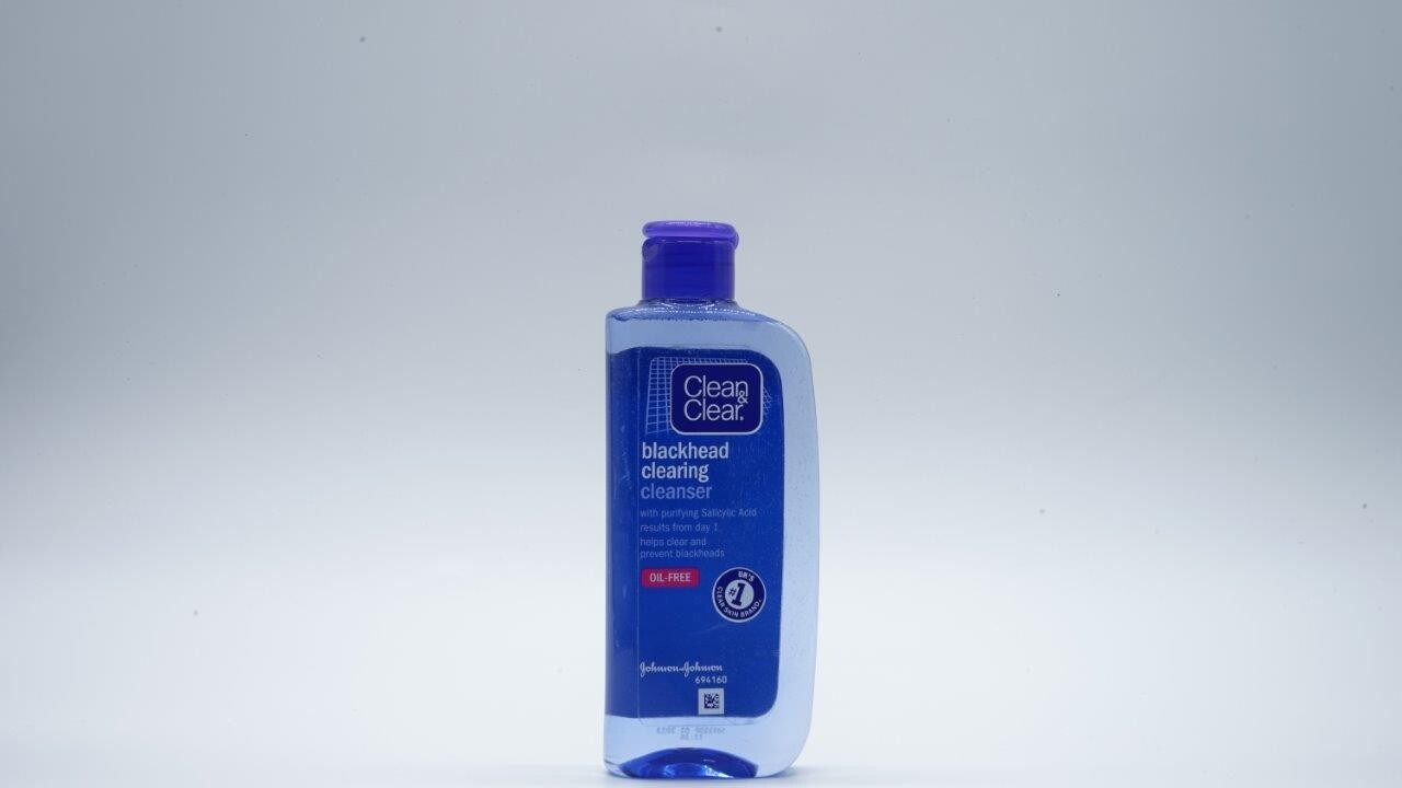 CLEAN & CLEAR BLACKHEAD CLEARING CLEANSER 200ML