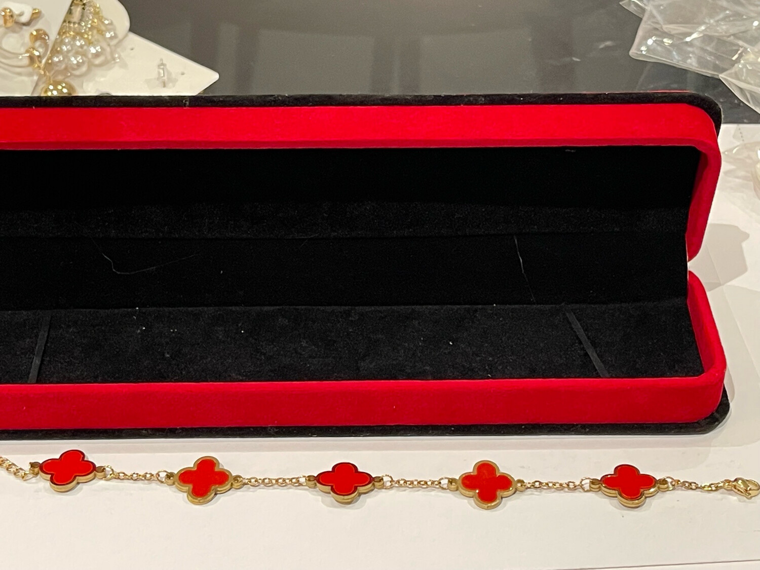 Red Voncleef Imp Non Tarnish Bracelet doesn't come with a box 