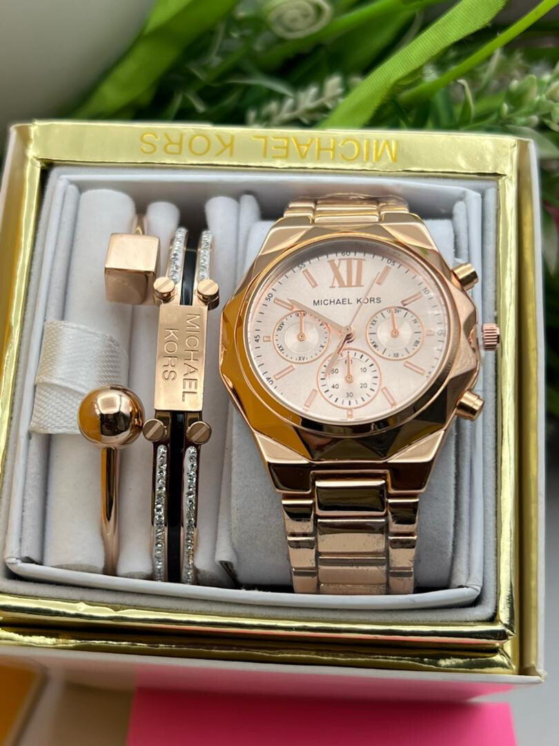Rose Gold Micheal Kors Wristwatch Set