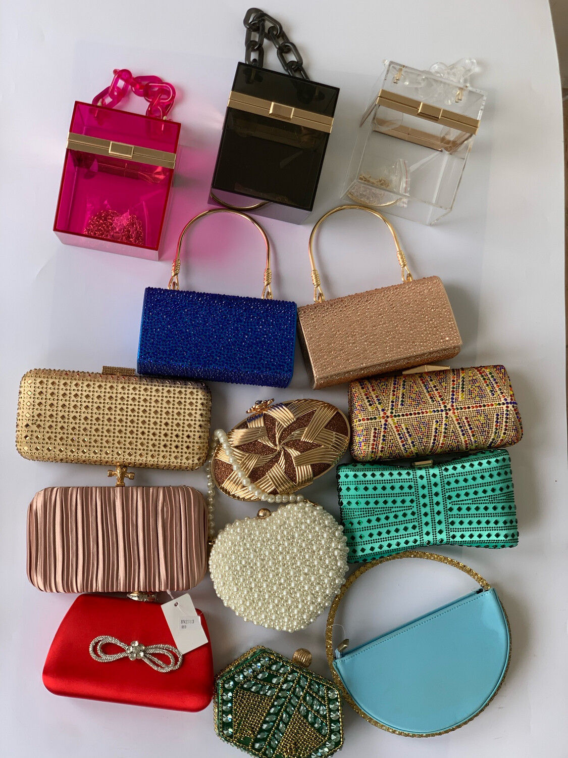 OWAMBE CLUTCHES PACKAGE WHOLESALE (20 Pieces)