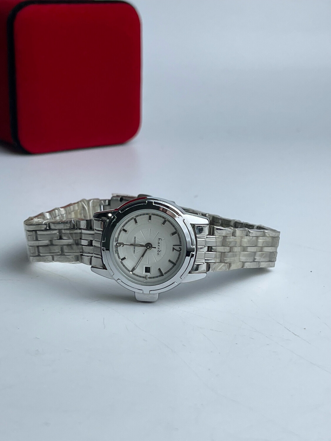 Silver Minimalist Wristwatch