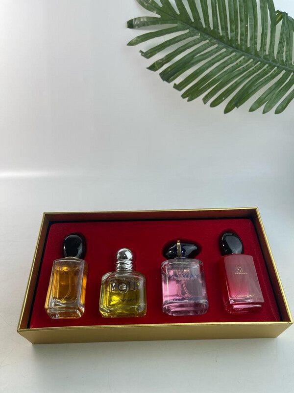 Giorgio Armani 4 In 1 Perfume Set