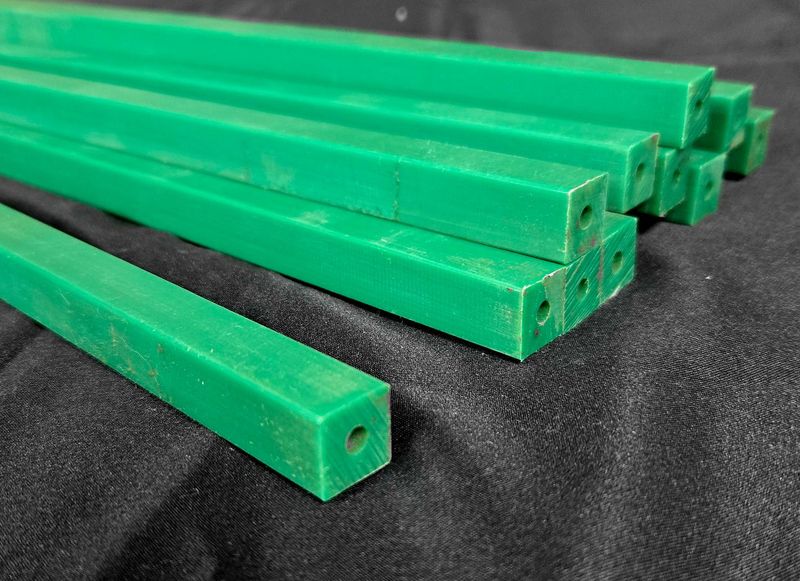 Duplo 680 - Standard HDPE Cutting Sticks - 1 DOZEN