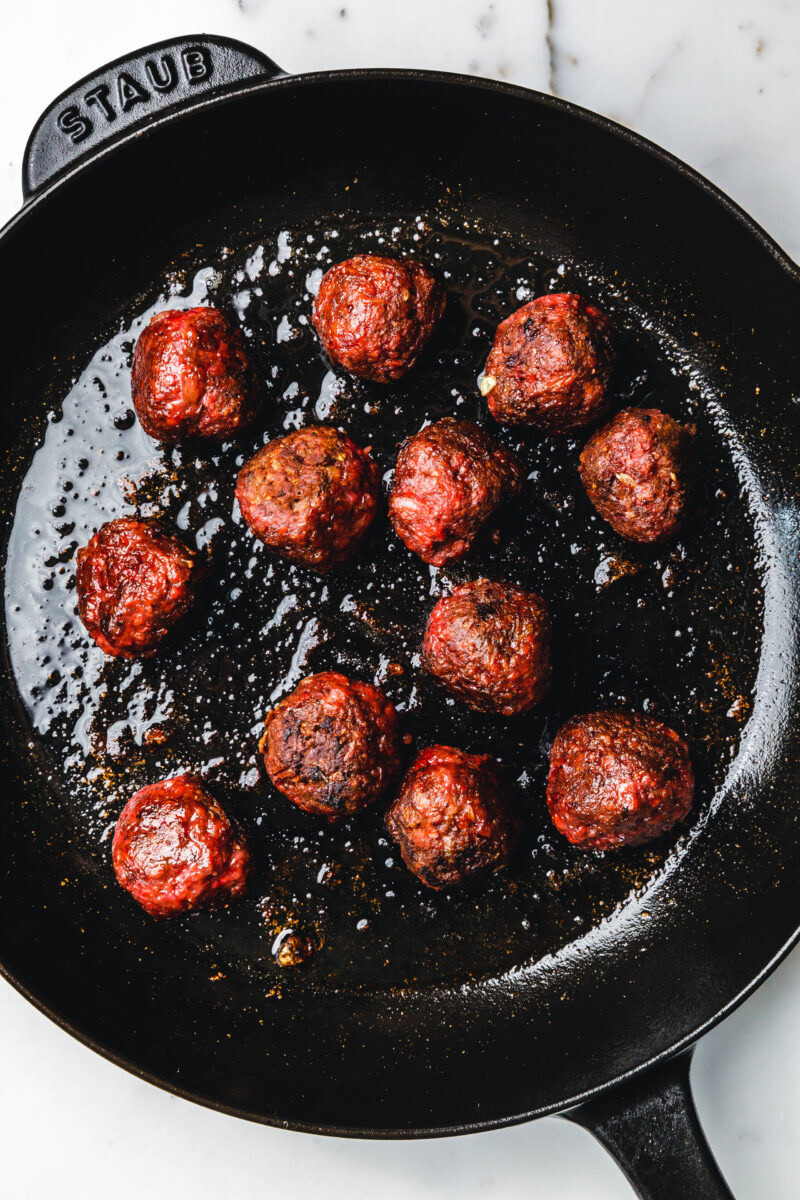 Boulettes de légumes et tomate