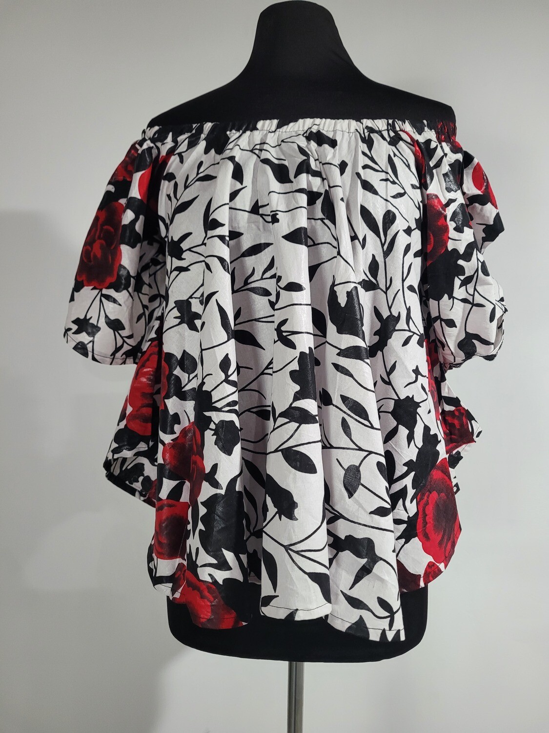 White &amp; Red Umbrella Top