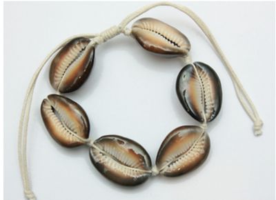 Chunky Shell Bracelet