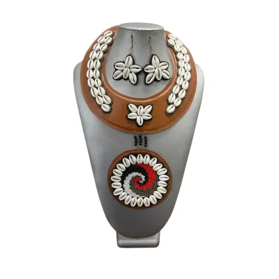 Ada Cowrie