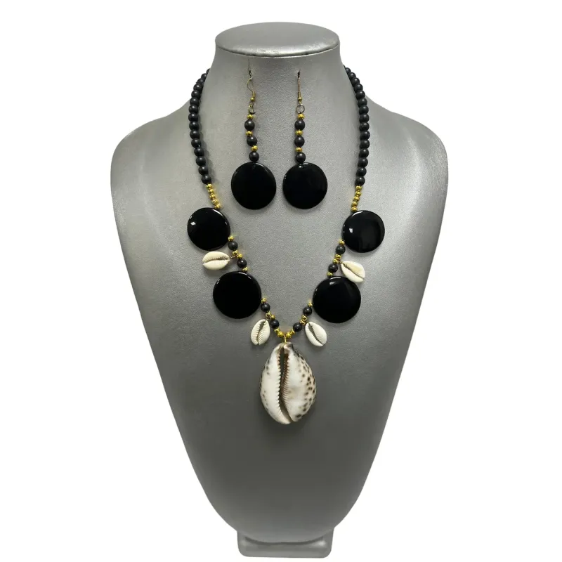 Disc and Cowrie Shell Pendant Necklace Set