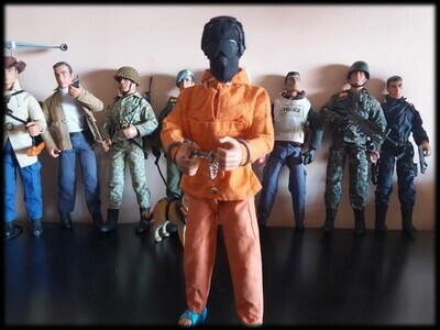 Action Man con accesorios Geyperman. Espia Detenido Guantanamo. Terrorismo. Escala 1/6 MDE