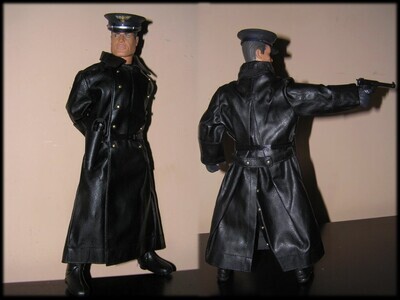 Oficial alemán Gestapo WWII. Nazi. II Guerra. Action Man con accesorios Geyperman. ESCALA 1/6.MDE