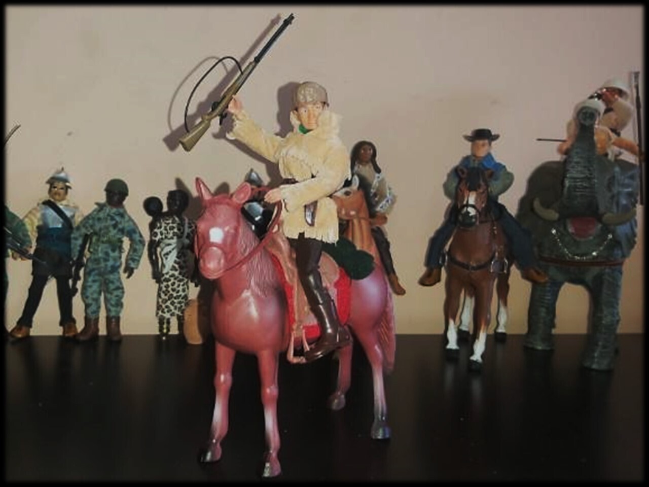 Explorador aventurero. Cazador. Oeste. Far West. Con caballo Incluido. Madelman MDE.