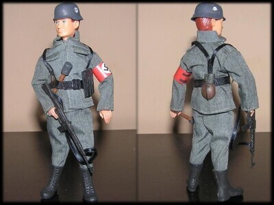 Segunda Guerra Mundial. Soldado alemán Waffen SS y accesorios. WWII Serie Luxe. wehrmacht. Madelman MDE.