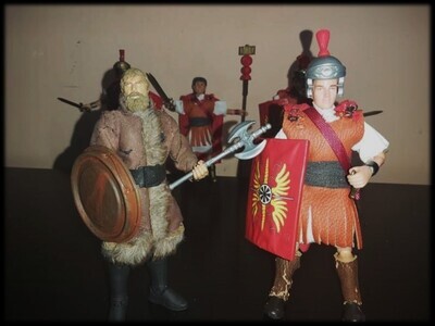 ​Madelman MDE. Enemigos. Centurión Romano y barbaro. Vikingo. Hispano. Historia. Medieval.