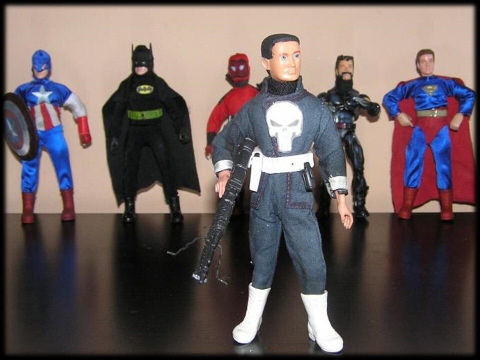 ​Madelman serie heroes. Marvel. The Punisher El Vengador.