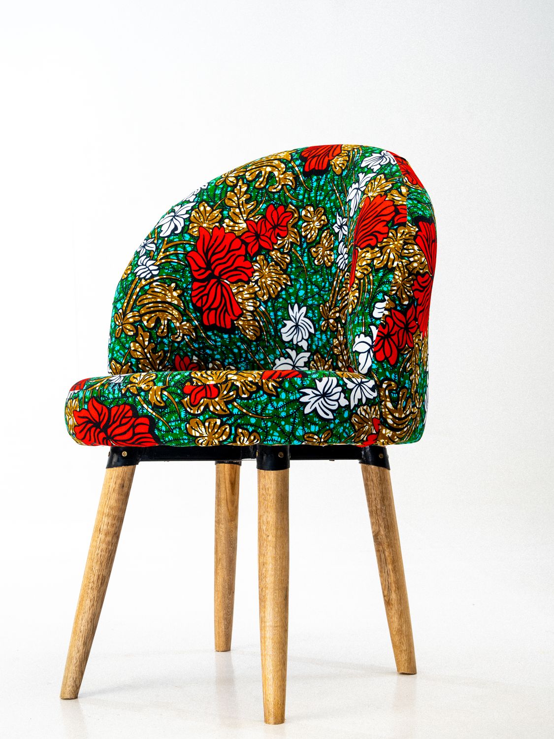 Akafi Chair