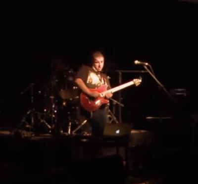 Video: Wayne Gardner performing Jeff Beck at Rock For Terry