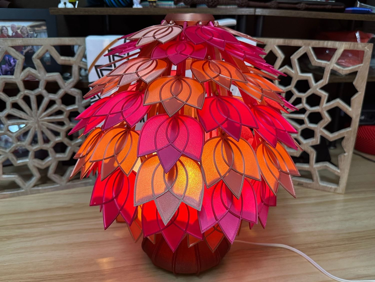 OrbiFlora Lamp