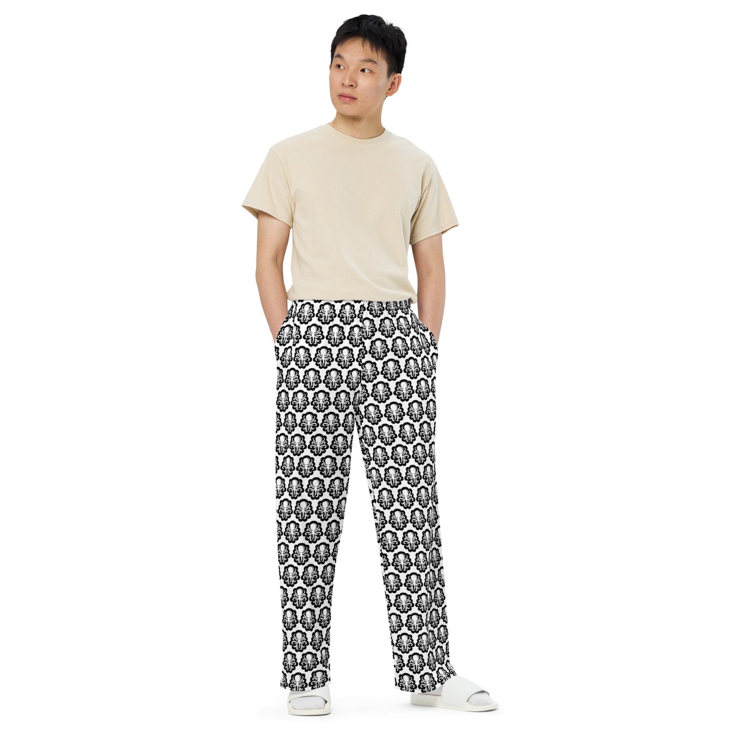Wide-leg White pants logos