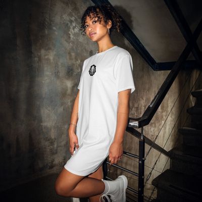 T-shirt dress B White