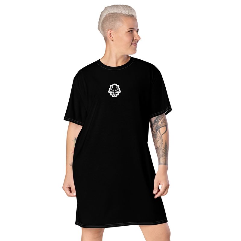 T-shirt dress W Black