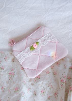 pointelle coin purse