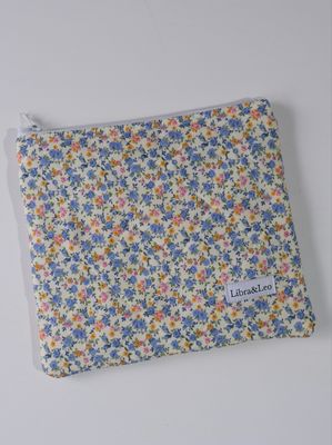 quilted flat pouch