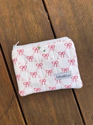 pointelle bow purse