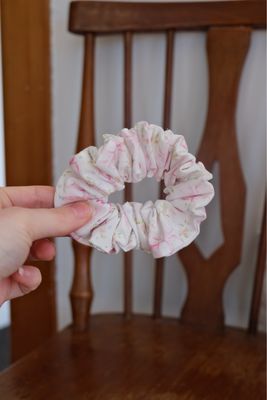 bow scrunchie