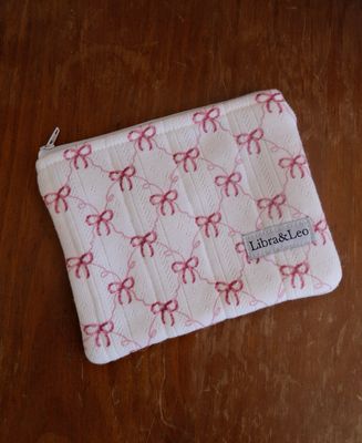 pointelle coin purse