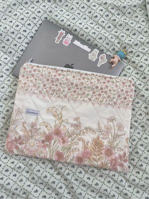 quilted laptop sleeve